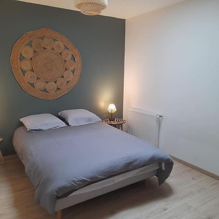 Logement De 100M2 Avec Terrasse Wardrecques Exterior foto